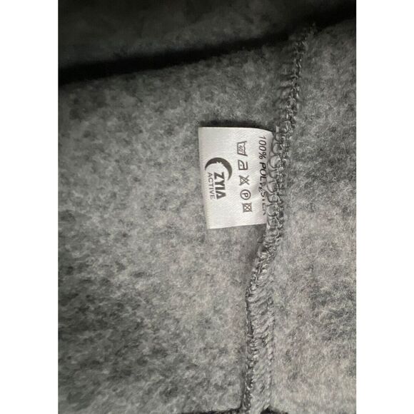 Zyia Women’s Sz Medium Red/Heathered Gray Quilted Ash Cabin Jacket - Picture 9 of 9